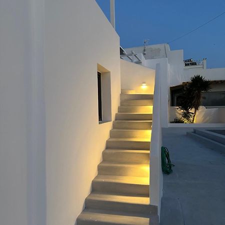 The Coast Suites Tourlos Bagian luar foto
